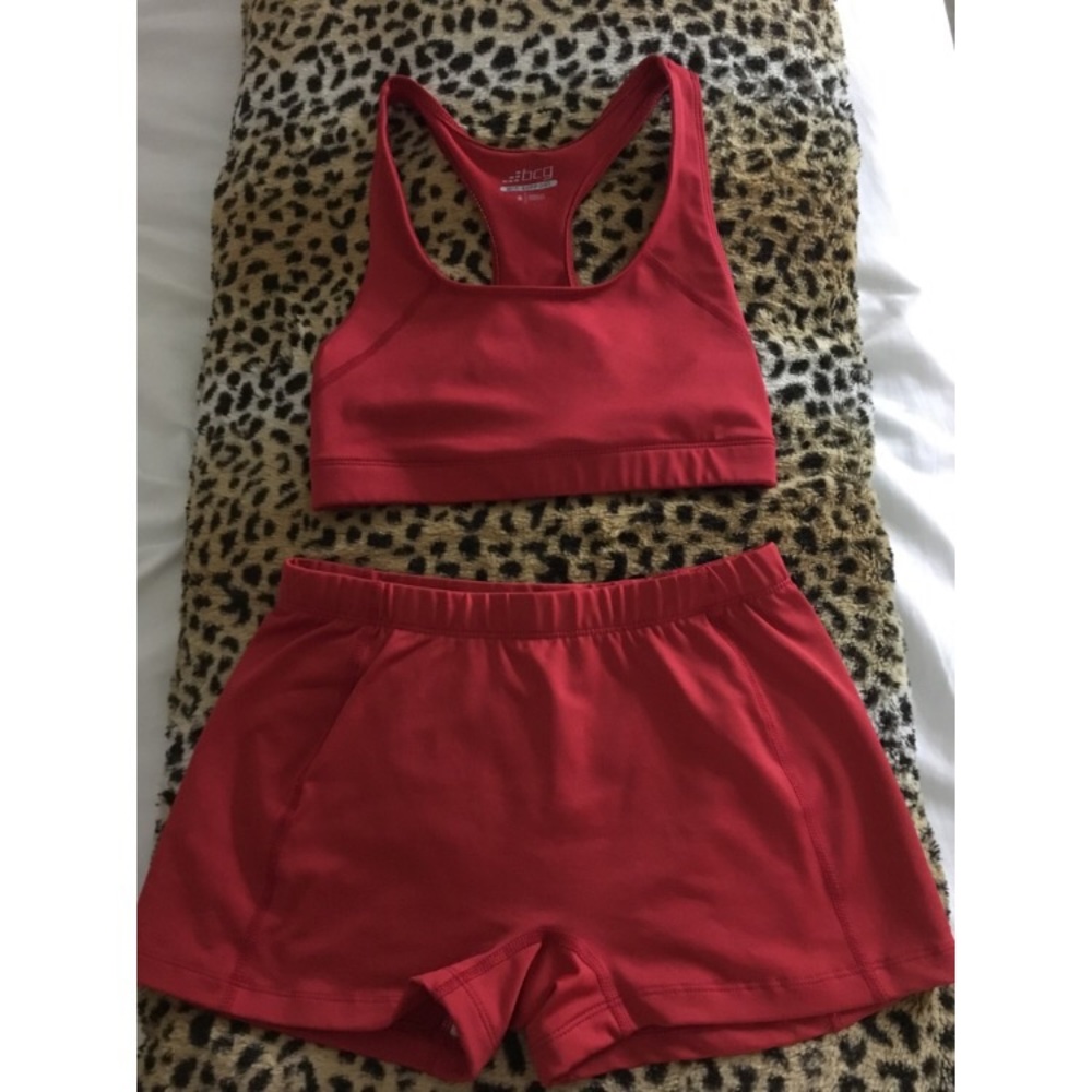 3 for 15! Matching sports bra and bottoms